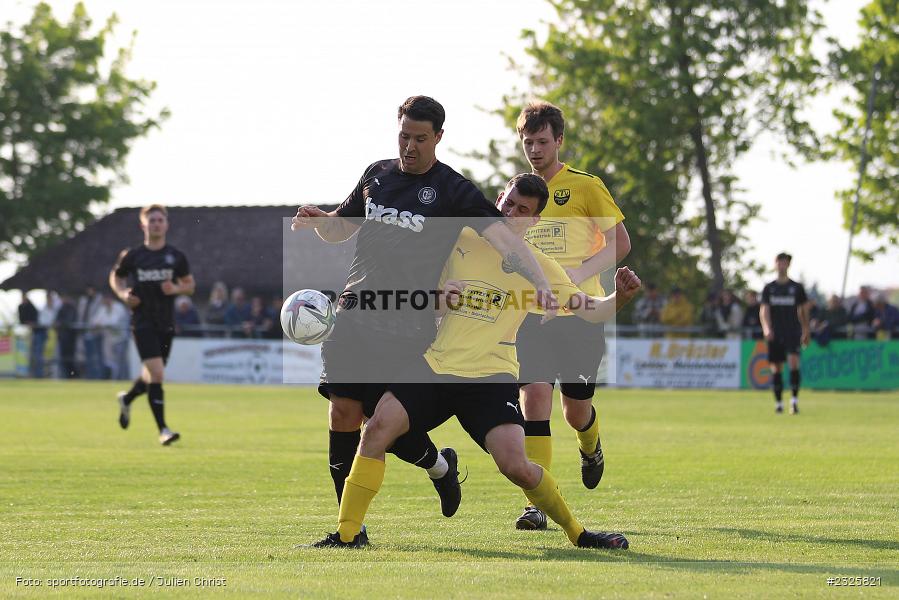 Patrick Amrhein, Sportplatz, Eisingen, 01.05.2022, BFV, sport, action, Mai 2022, Saison 2021/2022, Fussball, Kreispokal Finale, TUS, TSV, TuS Frammersbach, TSV Eisingen - Bild-ID: 2325821