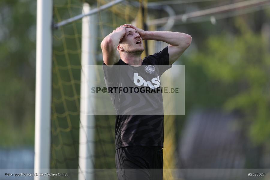 Marco Schiebel, Sportplatz, Eisingen, 01.05.2022, BFV, sport, action, Mai 2022, Saison 2021/2022, Fussball, Kreispokal Finale, TUS, TSV, TuS Frammersbach, TSV Eisingen - Bild-ID: 2325827