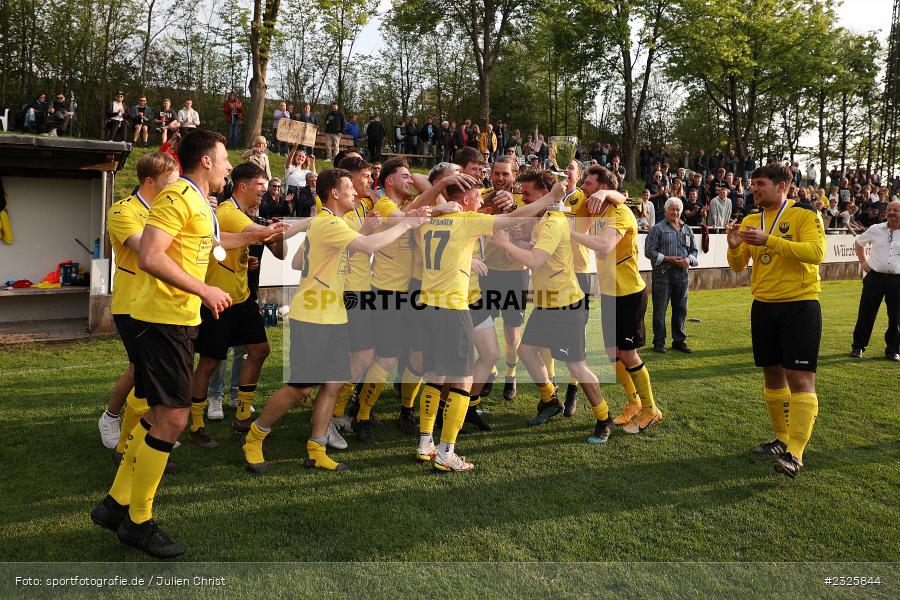 Pokal, Constantin Schmitt, Sportplatz, Eisingen, 01.05.2022, BFV, sport, action, Mai 2022, Saison 2021/2022, Fussball, Kreispokal Finale, TUS, TSV, TuS Frammersbach, TSV Eisingen - Bild-ID: 2325844 Pokal, Constantin Schmitt, Sportplatz, Eisingen, 01.05.2022, BFV, sport, action, Mai 2022, Saison 2021/2022, Fussball, Kreispokal Finale, TUS, TSV, TuS Frammersbach, TSV Eisingen - Bild-ID: 2325844