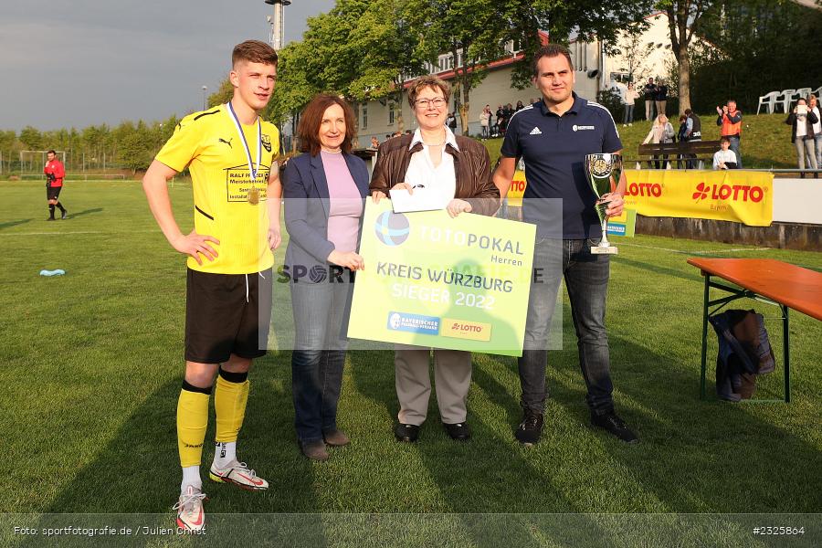 Constantin Schmitt, Sportplatz, Eisingen, 01.05.2022, BFV, sport, action, Mai 2022, Saison 2021/2022, Fussball, Kreispokal Finale, TUS, TSV, TuS Frammersbach, TSV Eisingen - Bild-ID: 2325864