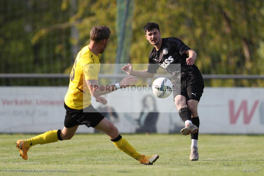 Dominik Elbert, Sportplatz, Eisingen, 01.05.2022, BFV, sport, action, Mai 2022, Saison 2021/2022, Fussball, Kreispokal Finale, TUS, TSV, TuS Frammersbach, TSV Eisingen - Bild-ID: 2325891