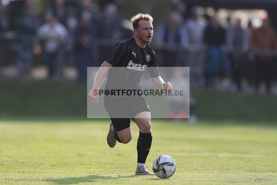 Nico Franz, Sportplatz, Eisingen, 01.05.2022, BFV, sport, action, Mai 2022, Saison 2021/2022, Fussball, Kreispokal Finale, TUS, TSV, TuS Frammersbach, TSV Eisingen - Bild-ID: 2325906