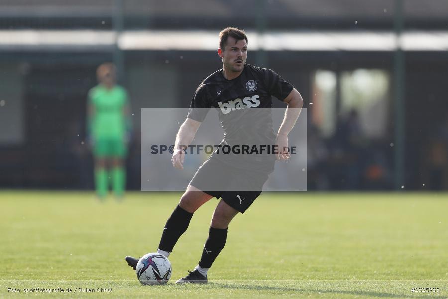 Patrick Geiger, Sportplatz, Eisingen, 01.05.2022, BFV, sport, action, Mai 2022, Saison 2021/2022, Fussball, Kreispokal Finale, TUS, TSV, TuS Frammersbach, TSV Eisingen - Bild-ID: 2325933