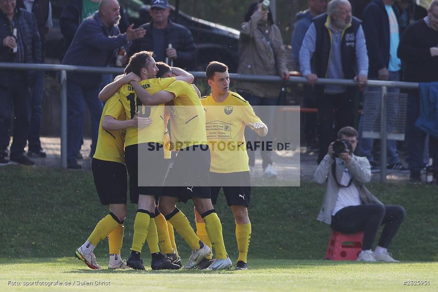 Torjubel, Lukas Götz, Sportplatz, Eisingen, 01.05.2022, BFV, sport, action, Mai 2022, Saison 2021/2022, Fussball, Kreispokal Finale, TUS, TSV, TuS Frammersbach, TSV Eisingen - Bild-ID: 2325951