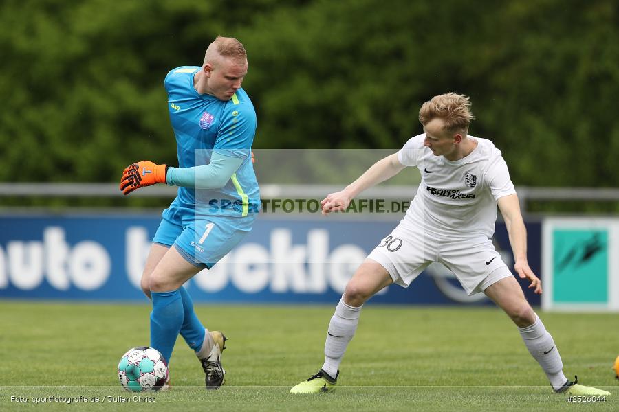 Marco Kunzmann, Sportplatz, Karlburg, 01.05.2022, BFV, sport, action, April 2022, Saison 2021/2022, Fussball, Amateure, Bayernliga Nord, FCE, TSV, FC Eintracht Bamberg, TSV Karlburg - Bild-ID: 2326044