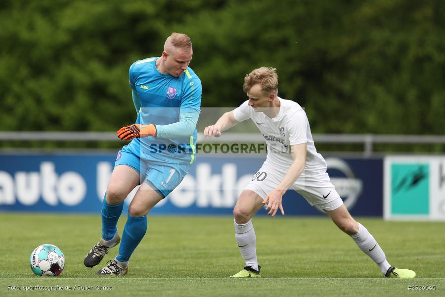 Marco Kunzmann, Sportplatz, Karlburg, 01.05.2022, BFV, sport, action, April 2022, Saison 2021/2022, Fussball, Amateure, Bayernliga Nord, FCE, TSV, FC Eintracht Bamberg, TSV Karlburg - Bild-ID: 2326045