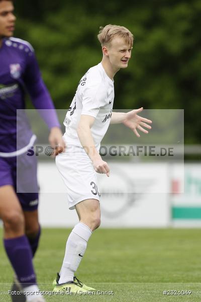 Marco Kunzmann, Sportplatz, Karlburg, 01.05.2022, BFV, sport, action, April 2022, Saison 2021/2022, Fussball, Amateure, Bayernliga Nord, FCE, TSV, FC Eintracht Bamberg, TSV Karlburg - Bild-ID: 2326049