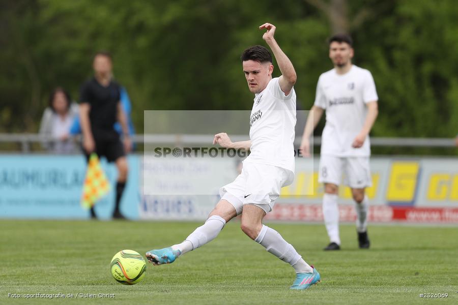 Jan Martin, Sportplatz, Karlburg, 01.05.2022, BFV, sport, action, April 2022, Saison 2021/2022, Fussball, Amateure, Bayernliga Nord, FCE, TSV, FC Eintracht Bamberg, TSV Karlburg - Bild-ID: 2326069