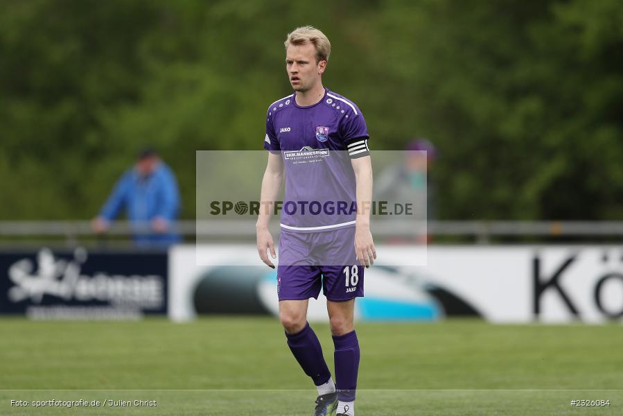 Marc Reischmann, Sportplatz, Karlburg, 01.05.2022, BFV, sport, action, April 2022, Saison 2021/2022, Fussball, Amateure, Bayernliga Nord, FCE, TSV, FC Eintracht Bamberg, TSV Karlburg - Bild-ID: 2326084