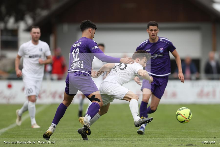 Paul Karle, Sportplatz, Karlburg, 01.05.2022, BFV, sport, action, April 2022, Saison 2021/2022, Fussball, Amateure, Bayernliga Nord, FCE, TSV, FC Eintracht Bamberg, TSV Karlburg - Bild-ID: 2326085