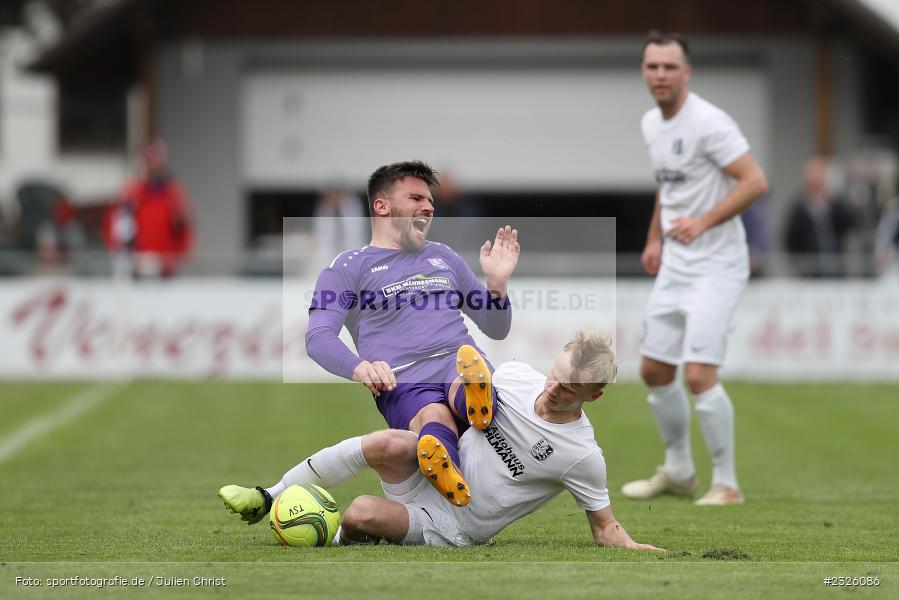 Marco Kunzmann, Sportplatz, Karlburg, 01.05.2022, BFV, sport, action, April 2022, Saison 2021/2022, Fussball, Amateure, Bayernliga Nord, FCE, TSV, FC Eintracht Bamberg, TSV Karlburg - Bild-ID: 2326086