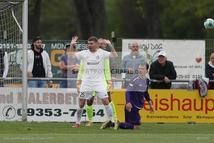 Julian Meyer, Sportplatz, Karlburg, 01.05.2022, BFV, sport, action, April 2022, Saison 2021/2022, Fussball, Amateure, Bayernliga Nord, FCE, TSV, FC Eintracht Bamberg, TSV Karlburg - Bild-ID: 2326101