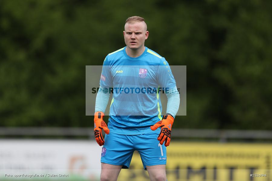 Fabian Dellermann, Sportplatz, Karlburg, 01.05.2022, BFV, sport, action, April 2022, Saison 2021/2022, Fussball, Amateure, Bayernliga Nord, FCE, TSV, FC Eintracht Bamberg, TSV Karlburg - Bild-ID: 2326194