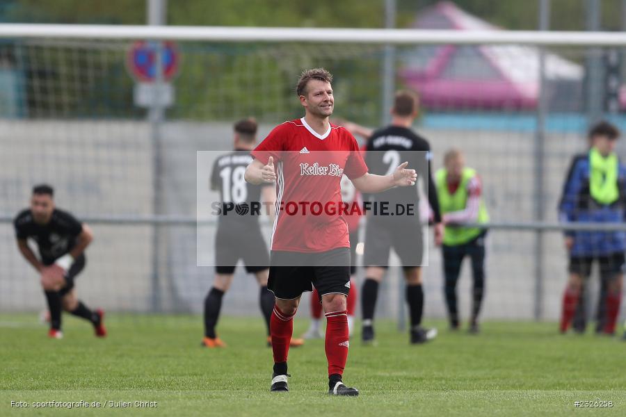 Alex Jesser, Sportplatz, Lohr am Main, 01.05.2022, BFV, sport, action, April 2022, Saison 2021/2022, Fussball, Amateure, Bezirksliga Unterfranken West, ASV, TSV, ASV Rimpar, TSV Lohr - Bild-ID: 2326258