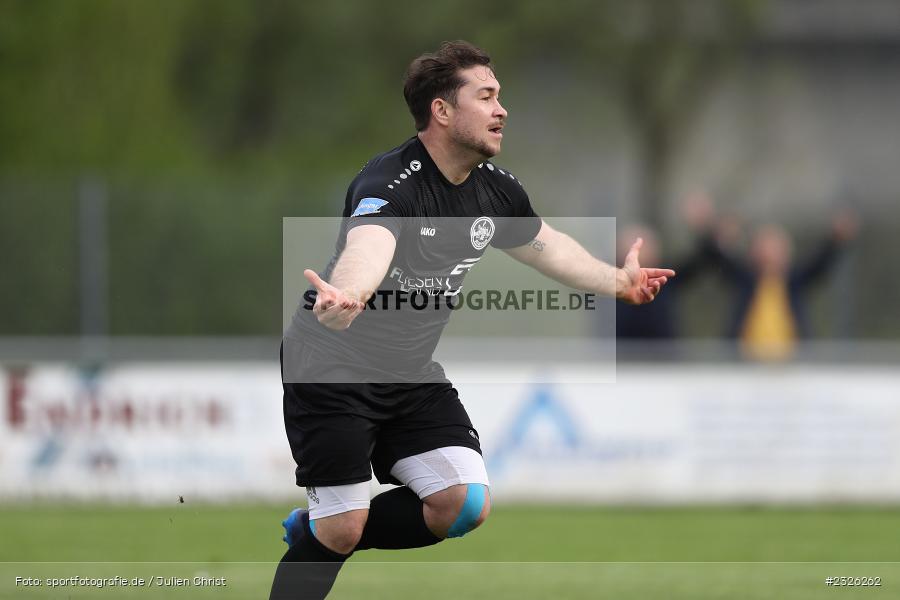 Torjubel, Phillip Löw, Sportplatz, Lohr am Main, 01.05.2022, BFV, sport, action, April 2022, Saison 2021/2022, Fussball, Amateure, Bezirksliga Unterfranken West, ASV, TSV, ASV Rimpar, TSV Lohr - Bild-ID: 2326262