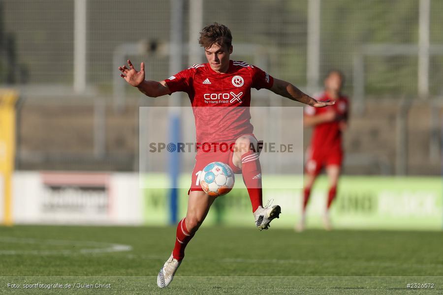 Julien Richter, Stadion am Schönbusch, Aschaffenburg, 06.05.2022, BFV, sport, action, Mai 2022, Saison 2021/2022, Fussball, RLB, Regionalliga Bayern, TSV, SVA, TSV 1860 Rosenheim, SV Viktoria Aschaffenburg - Bild-ID: 2326572 Julien Richter, Stadion am Schönbusch, Aschaffenburg, 06.05.2022, BFV, sport, action, Mai 2022, Saison 2021/2022, Fussball, RLB, Regionalliga Bayern, TSV, SVA, TSV 1860 Rosenheim, SV Viktoria Aschaffenburg - Bild-ID: 2326572