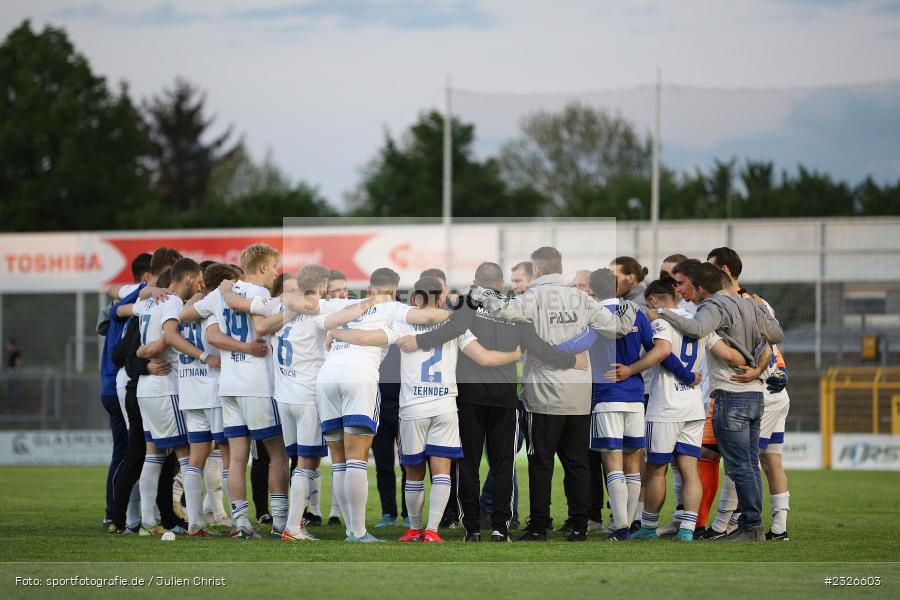 Mannschaftskreis, Stadion am Schönbusch, Aschaffenburg, 06.05.2022, BFV, sport, action, Mai 2022, Saison 2021/2022, Fussball, RLB, Regionalliga Bayern, TSV, SVA, TSV 1860 Rosenheim, SV Viktoria Aschaffenburg - Bild-ID: 2326603