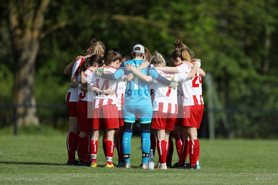 Mannschaftskreis, Sportgelände, Karsbach, 07.05.2022, BFV, sport, action, Mai 2022, Saison 2021/2022, Fussball, Bezirksoberliga Frauen, BOL, FWK, FCK, FC Würzburger Kickers II, FC Karsbach - Bild-ID: 2326710 Mannschaftskreis, Sportgelände, Karsbach, 07.05.2022, BFV, sport, action, Mai 2022, Saison 2021/2022, Fussball, Bezirksoberliga Frauen, BOL, FWK, FCK, FC Würzburger Kickers II, FC Karsbach - Bild-ID: 2326710