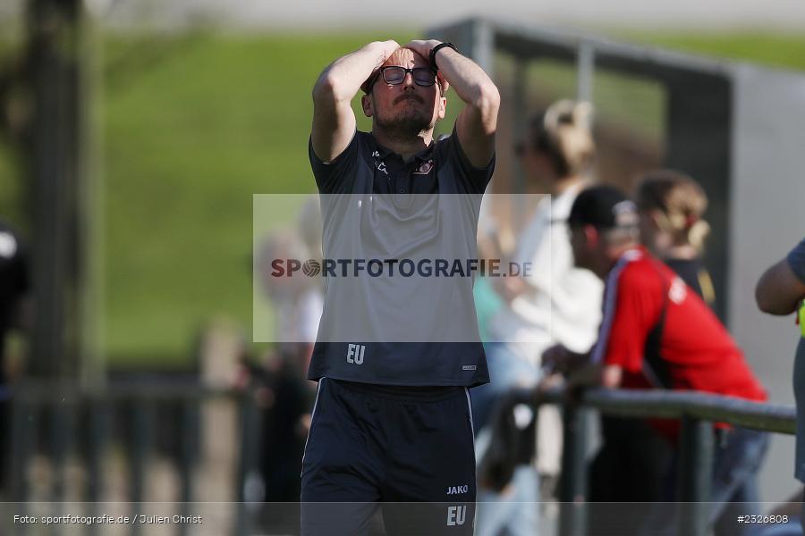 Hände, Arme, gestikuliert, Eugen Ungefuch, Sportgelände, Karsbach, 07.05.2022, BFV, sport, action, Mai 2022, Saison 2021/2022, Fussball, Bezirksoberliga Frauen, BOL, FWK, FCK, FC Würzburger Kickers II, FC Karsbach - Bild-ID: 2326808 Hände, Arme, gestikuliert, Eugen Ungefuch, Sportgelände, Karsbach, 07.05.2022, BFV, sport, action, Mai 2022, Saison 2021/2022, Fussball, Bezirksoberliga Frauen, BOL, FWK, FCK, FC Würzburger Kickers II, FC Karsbach - Bild-ID: 2326808