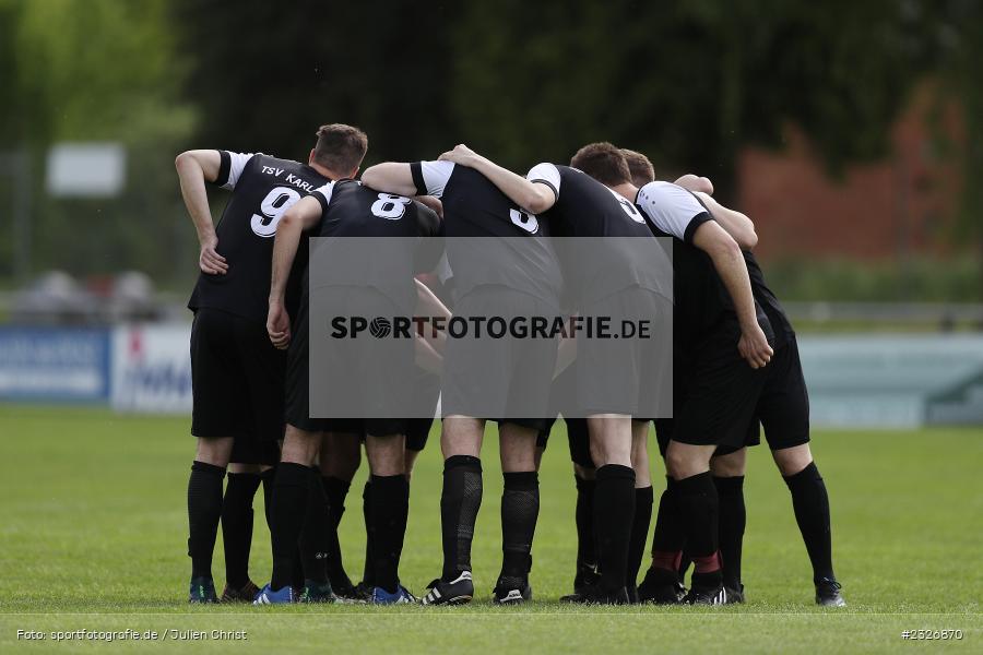 Mannschaftskreis, Sportgelände, Karlstadt-Karlburg, 07.05.2022, BFV, sport, action, Mai 2022, Saison 2021/2022, Fussball, Gruppe 2, Kreisliga Würzburg, TSV, TSV Duttenbrunn, TSV Karlburg II - Bild-ID: 2326870