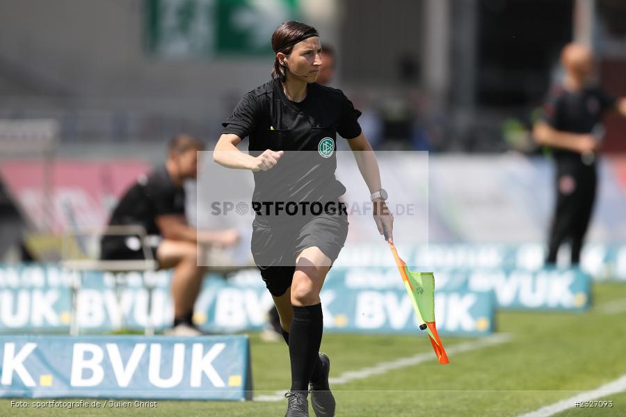 Katrin Rafalski, FLYERALARM Arena, Würzburg, 08.05.2022, DFL, sport, action, Mai 2022, Saison 2021/2022, Fussball, 3. Liga, HFC, FCW, Hallescher FC, FC Würzburger Kickers - Bild-ID: 2327093