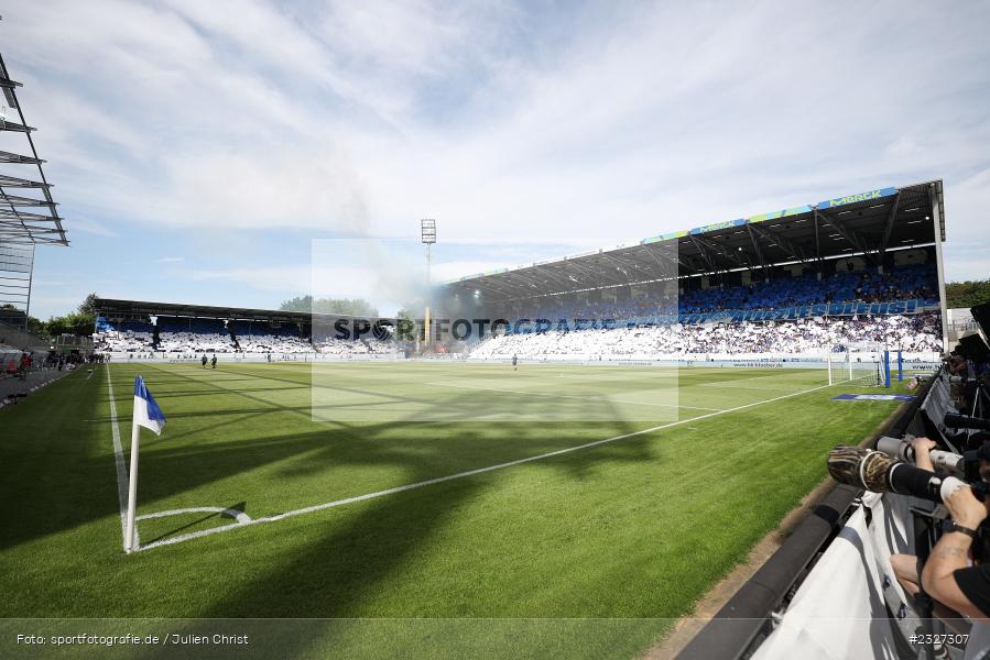 Allez les Bleus, Tribüne, Spruchband, Fans, Lilien, Weiß, Blau, Choreografie, Merck-Stadion am Böllenfalltor, Darmstadt, 15.05.2022, DFL, sport, action, Mai 2022, Saison 2021/2022, Fussball, 2. Bundesliga, SCP, D98, SV98, SC Paderborn 07, SV Darmstadt 98 - Bild-ID: 2327307 Allez les Bleus, Tribüne, Spruchband, Fans, Lilien, Weiß, Blau, Choreografie, Merck-Stadion am Böllenfalltor, Darmstadt, 15.05.2022, DFL, sport, action, Mai 2022, Saison 2021/2022, Fussball, 2. Bundesliga, SCP, D98, SV98, SC Paderborn 07, SV Darmstadt 98 - Bild-ID: 2327307