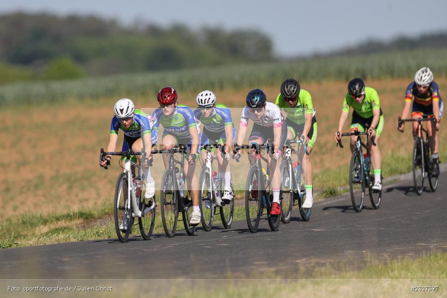 Stadtgebiet, 22.05.2022, Rad Net, BDR, sport, action, Mai 2022, Radrennen, Urspringen, Radsport, Karbach, 34. Main-Spessart-Rundfahrt - Bild-ID: 2327397