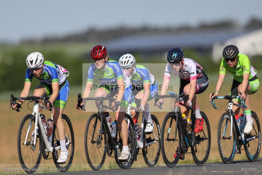 Stadtgebiet, 22.05.2022, Rad Net, BDR, sport, action, Mai 2022, Radrennen, Urspringen, Radsport, Karbach, 34. Main-Spessart-Rundfahrt - Bild-ID: 2327401