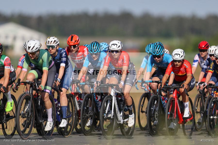 Stadtgebiet, 22.05.2022, Rad Net, BDR, sport, action, Mai 2022, Radrennen, Urspringen, Radsport, Karbach, 34. Main-Spessart-Rundfahrt - Bild-ID: 2327410
