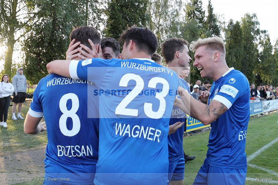 Nicolas Engelking, Torjubel, Fabio Bozesan, Sportgelände, Karlstadt-Karlburg, 25.05.2022, BFV, sport, action, Mai 2022, Fussball, Relegation, Bayernliga Nord, WFV, F04, TSV, Würzburger FV, TSV Karlburg - Bild-ID: 2327966