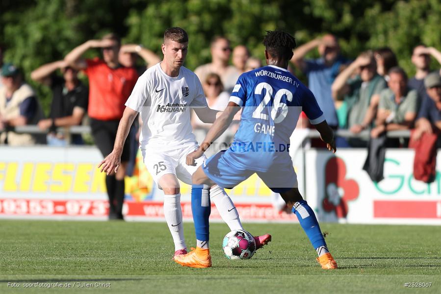 Julian Meyer, Sportgelände, Karlstadt-Karlburg, 25.05.2022, BFV, sport, action, Mai 2022, Fussball, Relegation, Bayernliga Nord, WFV, F04, TSV, Würzburger FV, TSV Karlburg - Bild-ID: 2328067 Julian Meyer, Sportgelände, Karlstadt-Karlburg, 25.05.2022, BFV, sport, action, Mai 2022, Fussball, Relegation, Bayernliga Nord, WFV, F04, TSV, Würzburger FV, TSV Karlburg - Bild-ID: 2328067