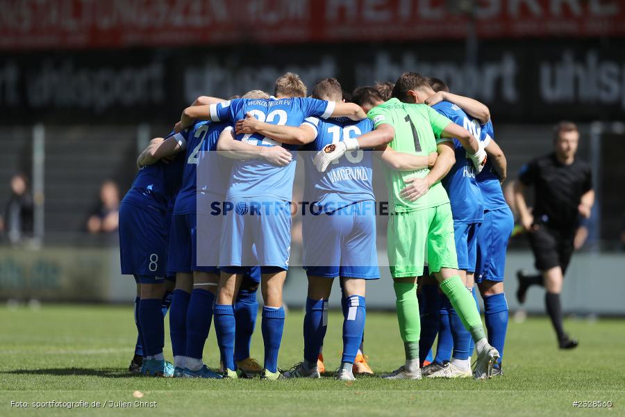 Mannschaftskreis, Sepp Endres Sportanlage, Würzburg, 28.05.2022, BFV, sport, action, Mai 2022, Fussball, Bayernliga Nord, Relegation, TSV, WFV, TSV Karlburg, Würzburger FV - Bild-ID: 2328560