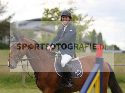 Fotos von Reitturnier Külsheim 2022 auf sportfotografie.de