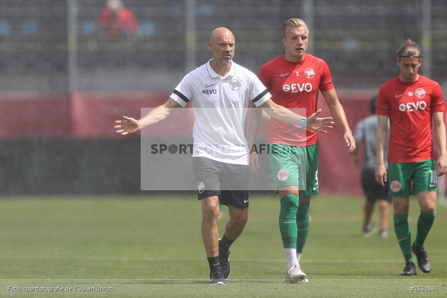 Trainer, Alexander Schmidt, FLYERALARM Arena, Würzburg, 25.06.2022, RLSW, BFV, sport, action, Fussball, Juni 2022, Saison 2022/2023, Regionalliga Südwest, Regionalliga Bayern, Testspiel, Landesfreundschaftsspiele, OFC, FWK, Kickers Offenbach, FC Würzburger Kickers - Bild-ID: 2332887