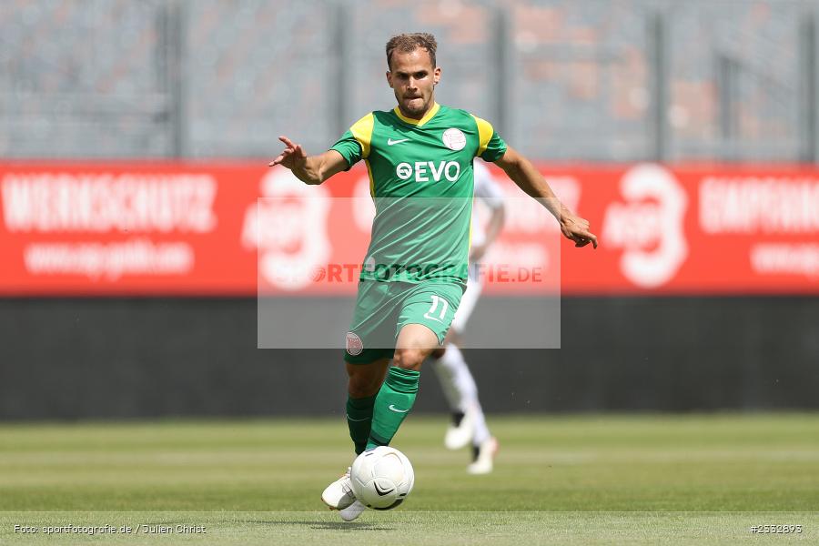 Christian Derflinger, FLYERALARM Arena, Würzburg, 25.06.2022, RLSW, BFV, sport, action, Fussball, Juni 2022, Saison 2022/2023, Regionalliga Südwest, Regionalliga Bayern, Testspiel, Landesfreundschaftsspiele, OFC, FWK, Kickers Offenbach, FC Würzburger Kickers - Bild-ID: 2332893