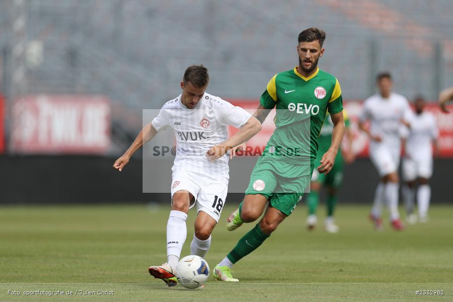 Maximilian Zaiser, FLYERALARM Arena, Würzburg, 25.06.2022, RLSW, BFV, sport, action, Fussball, Juni 2022, Saison 2022/2023, Regionalliga Südwest, Regionalliga Bayern, Testspiel, Landesfreundschaftsspiele, OFC, FWK, Kickers Offenbach, FC Würzburger Kickers - Bild-ID: 2332982