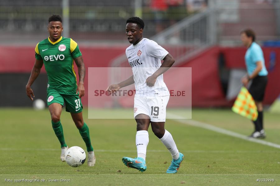 Benjika Caciel, FLYERALARM Arena, Würzburg, 25.06.2022, RLSW, BFV, sport, action, Fussball, Juni 2022, Saison 2022/2023, Regionalliga Südwest, Regionalliga Bayern, Testspiel, Landesfreundschaftsspiele, OFC, FWK, Kickers Offenbach, FC Würzburger Kickers - Bild-ID: 2332998