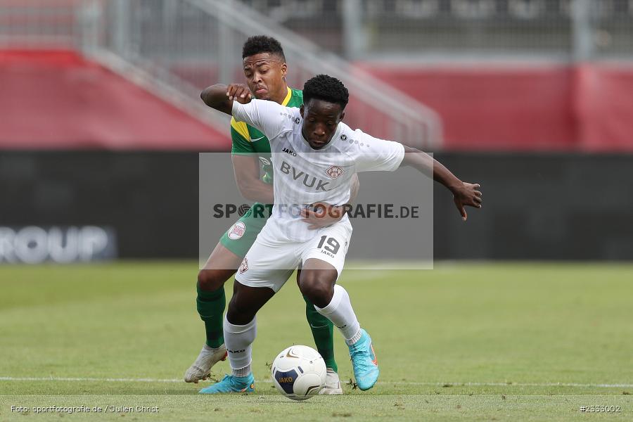 Benjika Caciel, FLYERALARM Arena, Würzburg, 25.06.2022, RLSW, BFV, sport, action, Fussball, Juni 2022, Saison 2022/2023, Regionalliga Südwest, Regionalliga Bayern, Testspiel, Landesfreundschaftsspiele, OFC, FWK, Kickers Offenbach, FC Würzburger Kickers - Bild-ID: 2333002