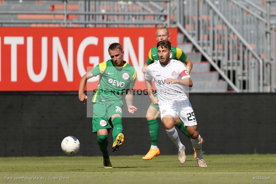 Paul Milde, FLYERALARM Arena, Würzburg, 25.06.2022, RLSW, BFV, sport, action, Fussball, Juni 2022, Saison 2022/2023, Regionalliga Südwest, Regionalliga Bayern, Testspiel, Landesfreundschaftsspiele, OFC, FWK, Kickers Offenbach, FC Würzburger Kickers - Bild-ID: 2333069