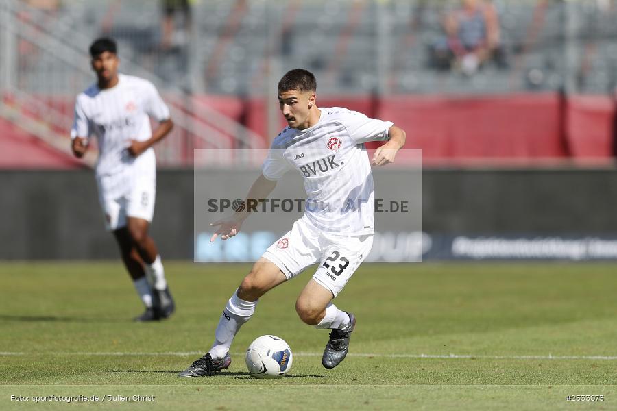 Samuel Röthlein, FLYERALARM Arena, Würzburg, 25.06.2022, RLSW, BFV, sport, action, Fussball, Juni 2022, Saison 2022/2023, Regionalliga Südwest, Regionalliga Bayern, Testspiel, Landesfreundschaftsspiele, OFC, FWK, Kickers Offenbach, FC Würzburger Kickers - Bild-ID: 2333073