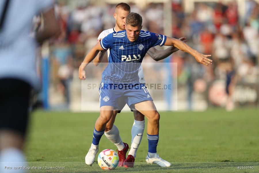 Florian Pieper, Stadion am Schönbusch, Aschaffenburg, 05.07.2022, DFL, BFV, sport, action, Fussball, Juli 2022, Saison 2022/2023, Bundesliga, Regionalliga Bayern, Testspiel, Landesfreundschaftsspiele, SGE, SVA, Eintracht Frankfurt, SV Viktoria Aschaffenburg - Bild-ID: 2333740 Florian Pieper, Stadion am Schönbusch, Aschaffenburg, 05.07.2022, DFL, BFV, sport, action, Fussball, Juli 2022, Saison 2022/2023, Bundesliga, Regionalliga Bayern, Testspiel, Landesfreundschaftsspiele, SGE, SVA, Eintracht Frankfurt, SV Viktoria Aschaffenburg - Bild-ID: 2333740