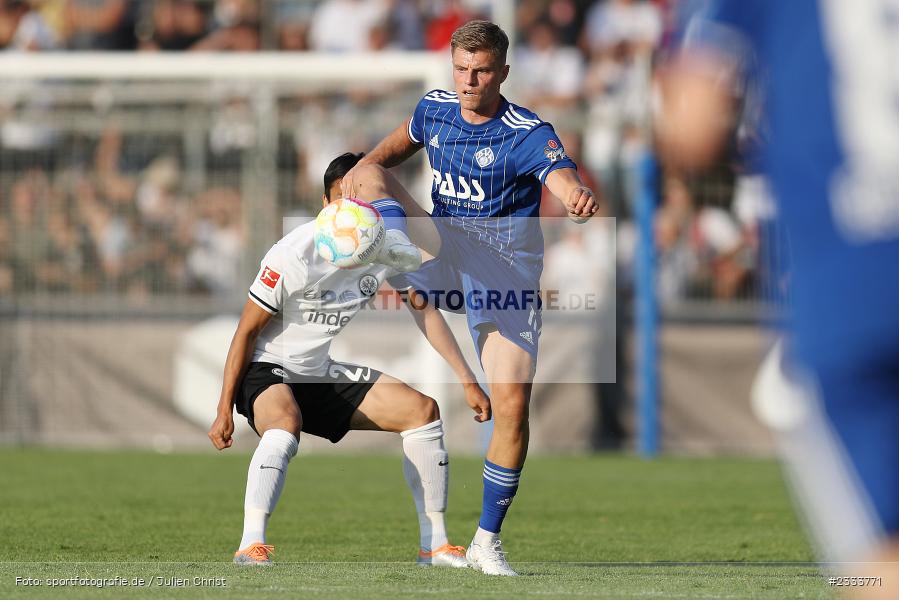Florian Pieper, Stadion am Schönbusch, Aschaffenburg, 05.07.2022, DFL, BFV, sport, action, Fussball, Juli 2022, Saison 2022/2023, Bundesliga, Regionalliga Bayern, Testspiel, Landesfreundschaftsspiele, SGE, SVA, Eintracht Frankfurt, SV Viktoria Aschaffenburg - Bild-ID: 2333771 Florian Pieper, Stadion am Schönbusch, Aschaffenburg, 05.07.2022, DFL, BFV, sport, action, Fussball, Juli 2022, Saison 2022/2023, Bundesliga, Regionalliga Bayern, Testspiel, Landesfreundschaftsspiele, SGE, SVA, Eintracht Frankfurt, SV Viktoria Aschaffenburg - Bild-ID: 2333771