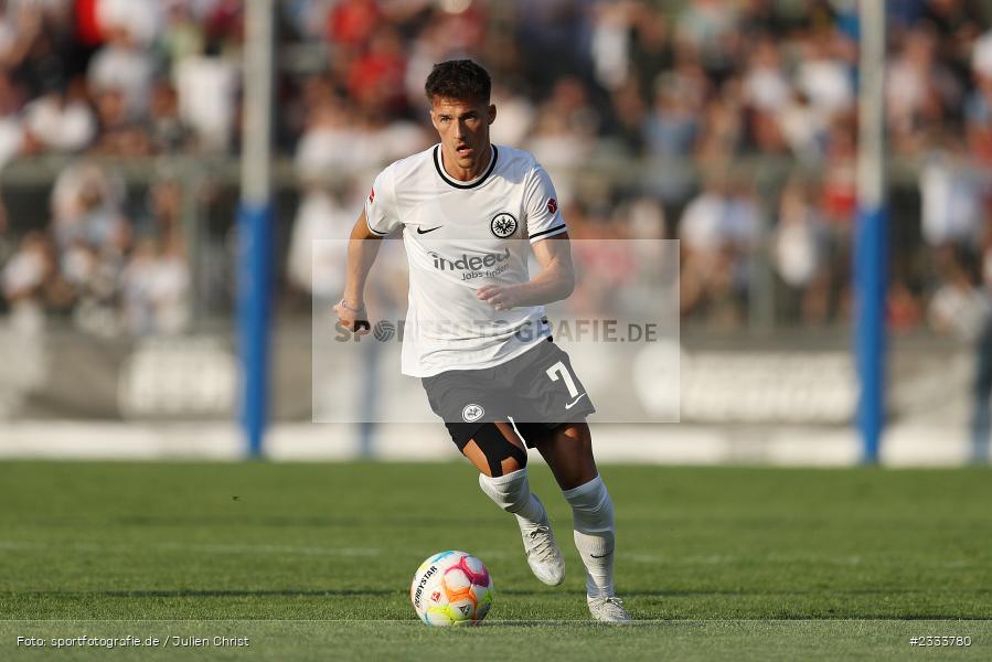 Ajdin Hrustić, Stadion am Schönbusch, Aschaffenburg, 05.07.2022, DFL, BFV, sport, action, Fussball, Juli 2022, Saison 2022/2023, Bundesliga, Regionalliga Bayern, Testspiel, Landesfreundschaftsspiele, SGE, SVA, Eintracht Frankfurt, SV Viktoria Aschaffenburg - Bild-ID: 2333780 Ajdin Hrustić, Stadion am Schönbusch, Aschaffenburg, 05.07.2022, DFL, BFV, sport, action, Fussball, Juli 2022, Saison 2022/2023, Bundesliga, Regionalliga Bayern, Testspiel, Landesfreundschaftsspiele, SGE, SVA, Eintracht Frankfurt, SV Viktoria Aschaffenburg - Bild-ID: 2333780