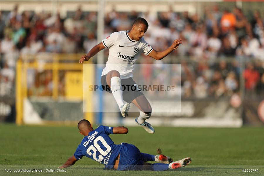 Felix Metzler, Stadion am Schönbusch, Aschaffenburg, 05.07.2022, DFL, BFV, sport, action, Fussball, Juli 2022, Saison 2022/2023, Bundesliga, Regionalliga Bayern, Testspiel, Landesfreundschaftsspiele, SGE, SVA, Eintracht Frankfurt, SV Viktoria Aschaffenburg - Bild-ID: 2333794