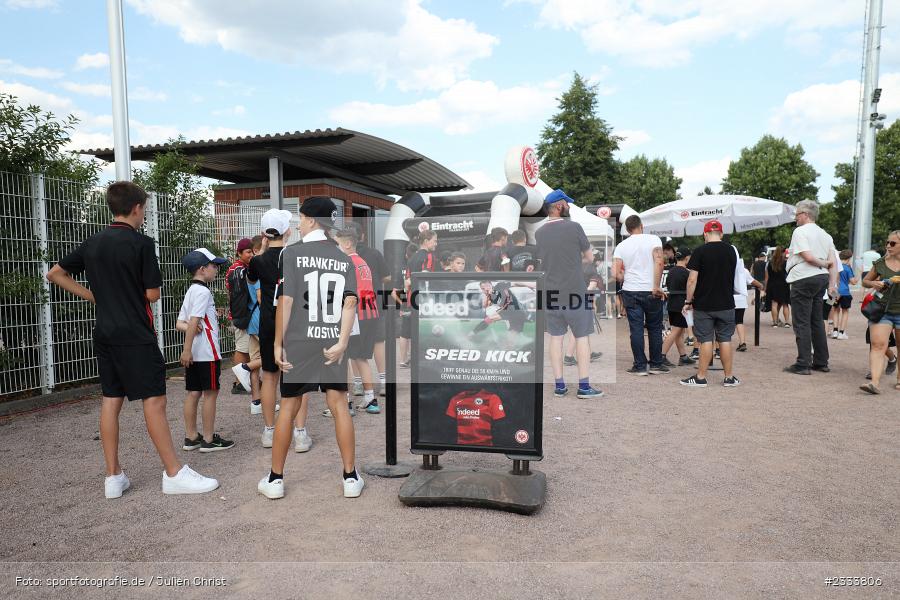Hitradio FFH, Stadion Umlauf, Stadion am Schönbusch, Aschaffenburg, 05.07.2022, DFL, BFV, sport, action, Fussball, Juli 2022, Saison 2022/2023, Bundesliga, Regionalliga Bayern, Testspiel, Landesfreundschaftsspiele, SGE, SVA, Eintracht Frankfurt, SV Viktoria Aschaffenburg - Bild-ID: 2333806 Hitradio FFH, Stadion Umlauf, Stadion am Schönbusch, Aschaffenburg, 05.07.2022, DFL, BFV, sport, action, Fussball, Juli 2022, Saison 2022/2023, Bundesliga, Regionalliga Bayern, Testspiel, Landesfreundschaftsspiele, SGE, SVA, Eintracht Frankfurt, SV Viktoria Aschaffenburg - Bild-ID: 2333806