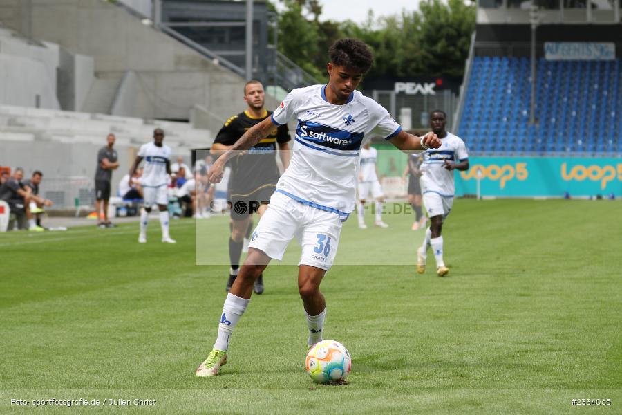 André Leipold, Merck-Stadion am Böllenfalltor, Darmstadt, 09.07.2022, DFB, DFL, sport, action, Fussball, Juli 2022, Saison 2022/2023, 3. Liga, 2. Bundesliga, Testspiel, Regional Freundschaftsspiele, BAY, SVD, SpVgg Bayreuth, SV Darmstadt 98 - Bild-ID: 2334065