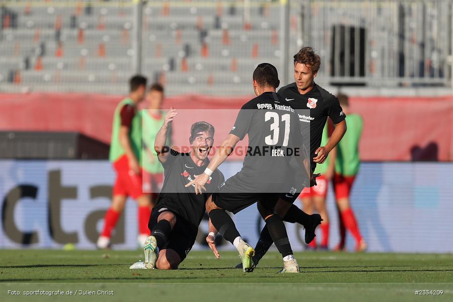 Torjubel, Tobias Lermer, FLYERALARM Arena, Würzburg, 15.07.2022, BFV, sport, action, Fussball, Juli 2022, Saison 2022/2023, Regionalliga Bayern, SpVgg Hankofen-Hailing, FC Würzburger Kickers - Bild-ID: 2334209 Torjubel, Tobias Lermer, FLYERALARM Arena, Würzburg, 15.07.2022, BFV, sport, action, Fussball, Juli 2022, Saison 2022/2023, Regionalliga Bayern, SpVgg Hankofen-Hailing, FC Würzburger Kickers - Bild-ID: 2334209