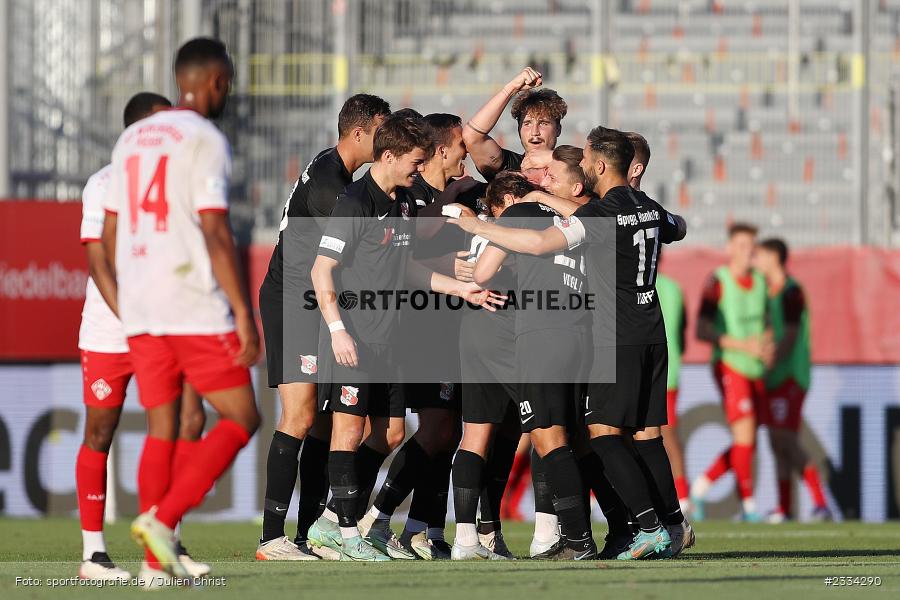 Torjubel, Tobias Lermer, FLYERALARM Arena, Würzburg, 15.07.2022, BFV, sport, action, Fussball, Juli 2022, Saison 2022/2023, Regionalliga Bayern, SpVgg Hankofen-Hailing, FC Würzburger Kickers - Bild-ID: 2334290