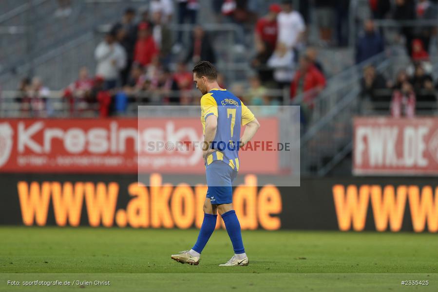 Pablo Pigl, FLYERALARM Arena, Würzburg, 29.07.2022, BFV, sport, action, Fussball, Juli 2022, Saison 2022/2023, Regionalliga Bayern, FCP, FWK, FC Pipinsried, FC Würzburger Kickers - Bild-ID: 2335425 Pablo Pigl, FLYERALARM Arena, Würzburg, 29.07.2022, BFV, sport, action, Fussball, Juli 2022, Saison 2022/2023, Regionalliga Bayern, FCP, FWK, FC Pipinsried, FC Würzburger Kickers - Bild-ID: 2335425