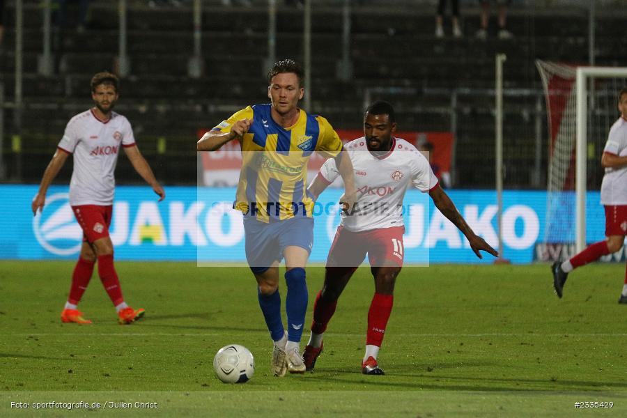 Pablo Pigl, FLYERALARM Arena, Würzburg, 29.07.2022, BFV, sport, action, Fussball, Juli 2022, Saison 2022/2023, Regionalliga Bayern, FCP, FWK, FC Pipinsried, FC Würzburger Kickers - Bild-ID: 2335429